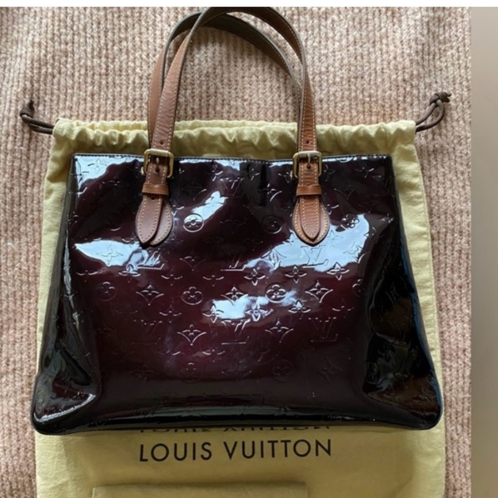 Louis Vuitton Vernis Brentwood - Authentic